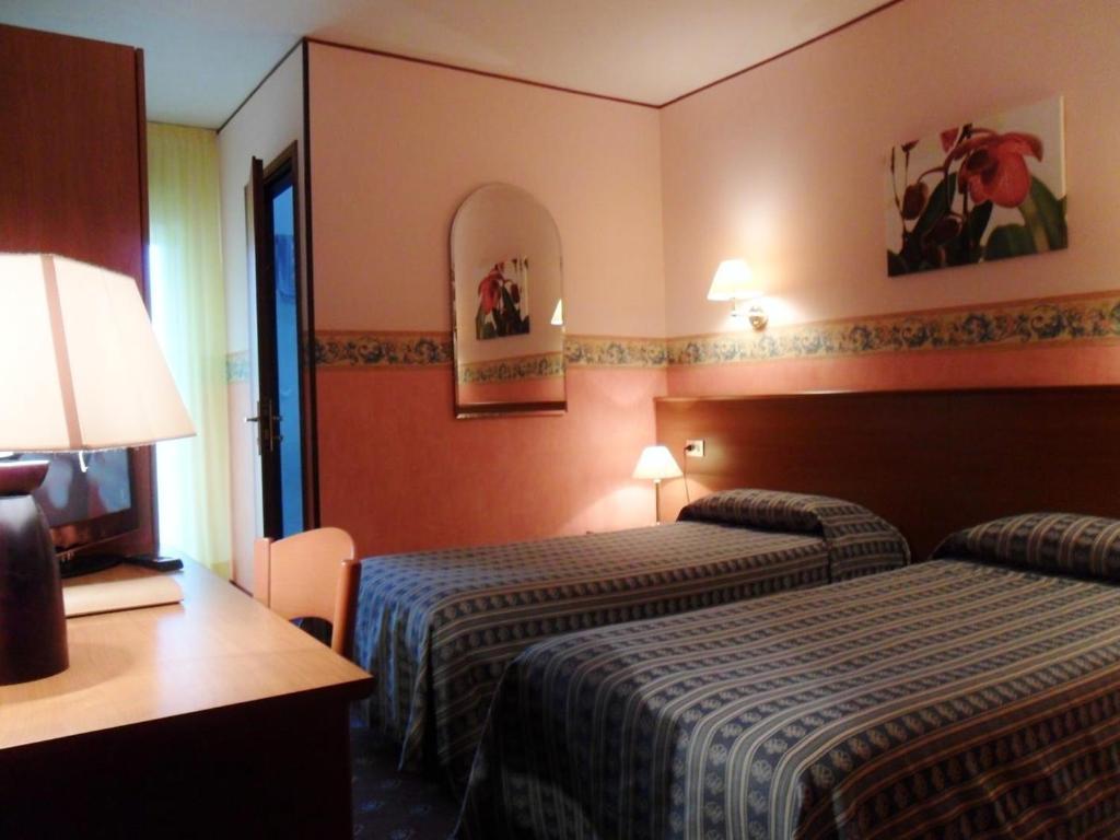 Hotel Natisone San Pietro al Natisone Quarto foto