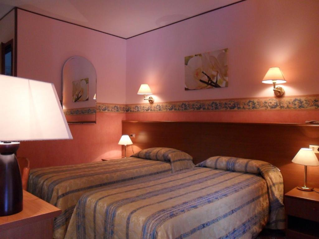 Hotel Natisone San Pietro al Natisone Quarto foto
