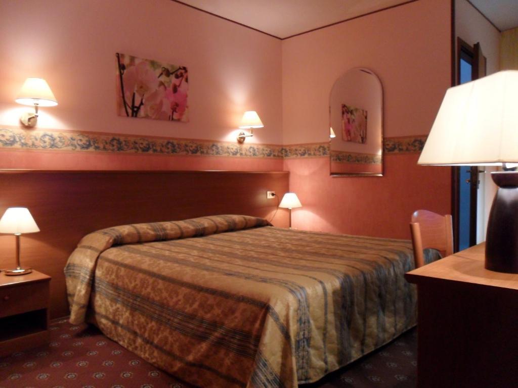 Hotel Natisone San Pietro al Natisone Quarto foto